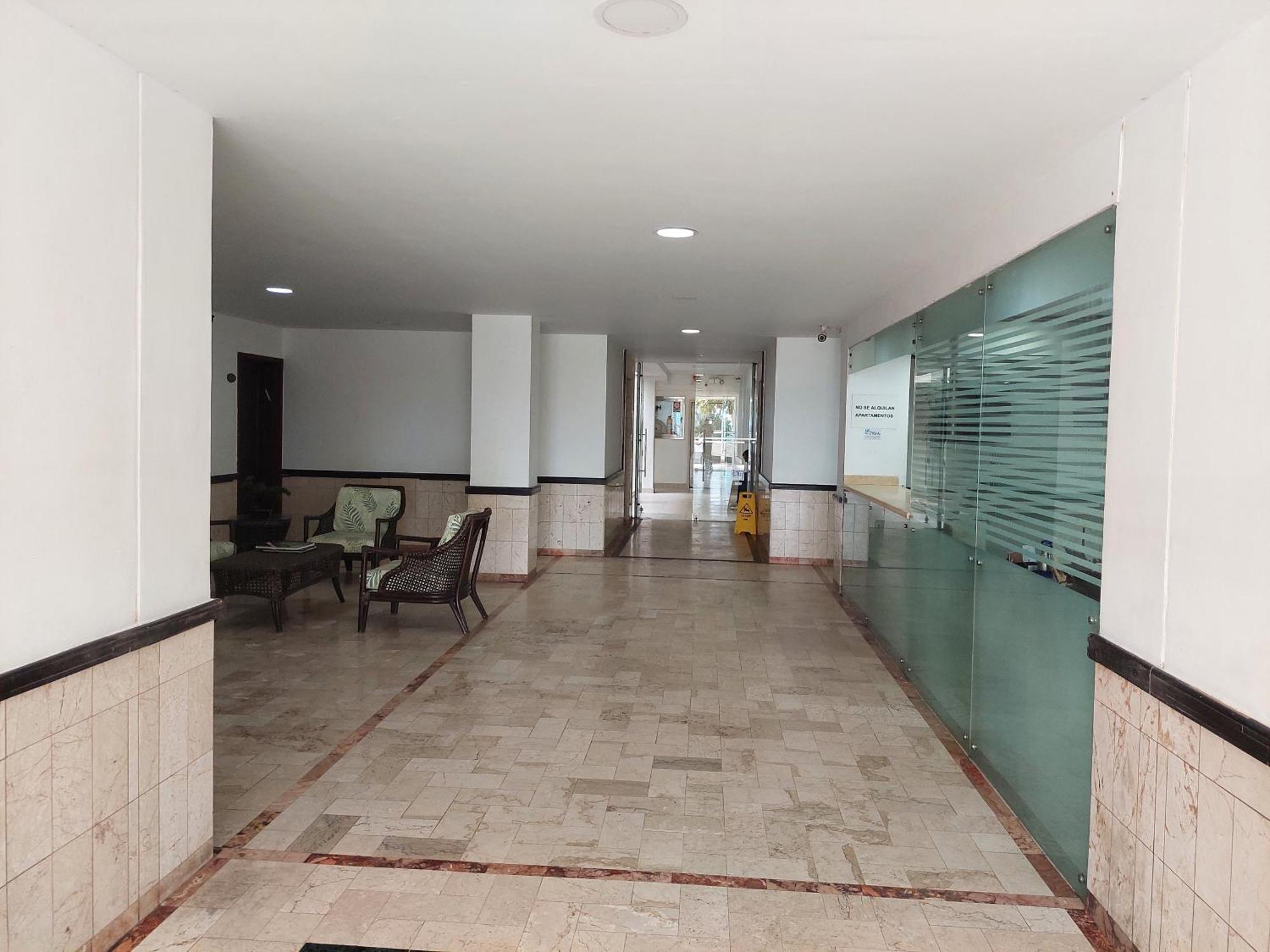 Apartamento Edificio Sea View - 303 B *